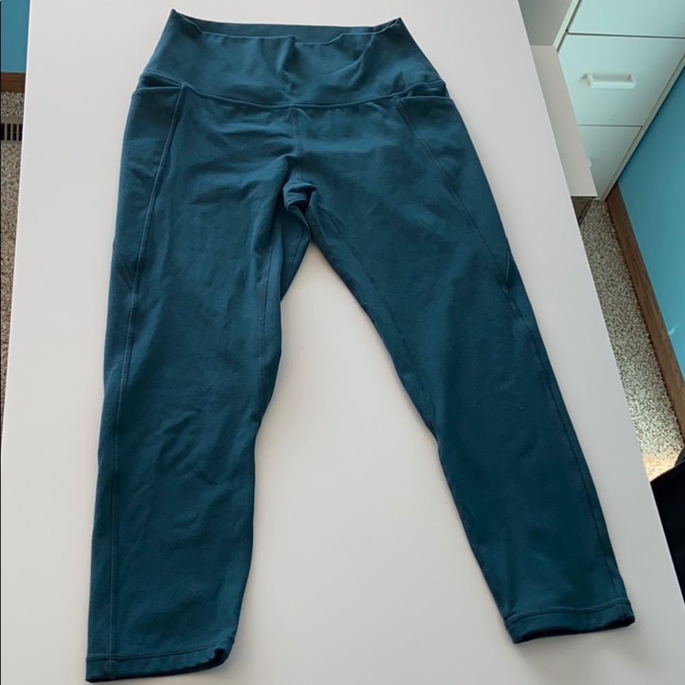 Senita Shakti 7/8 Capris - Pacific EUC